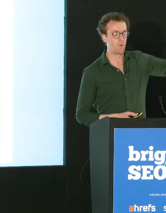 owain lloyd-williams speaking at brightonseo